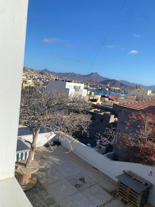 Vivenda Com Patio, No Coracao Do Mindelo Villa Kültér fotó