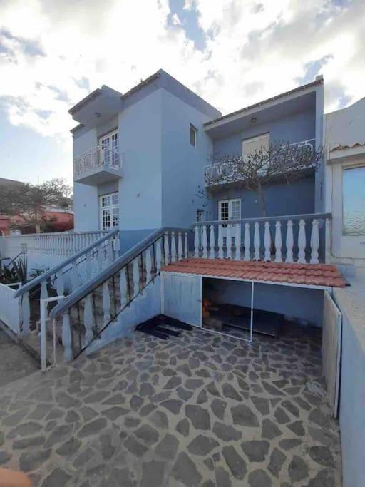 Vivenda Com Patio, No Coracao Do Mindelo Villa Kültér fotó